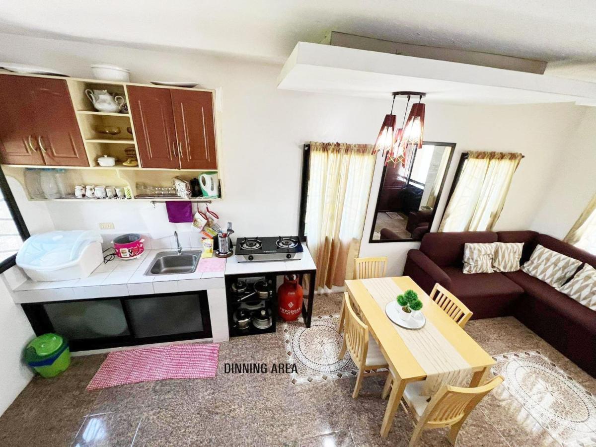 Beach Resorts Walking Distance To The Town House Davao City Eksteriør billede