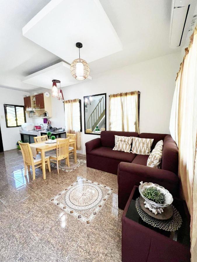 Beach Resorts Walking Distance To The Town House Davao City Eksteriør billede